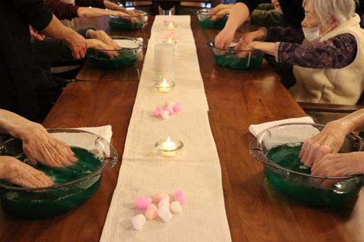 ハンドマッサージ２