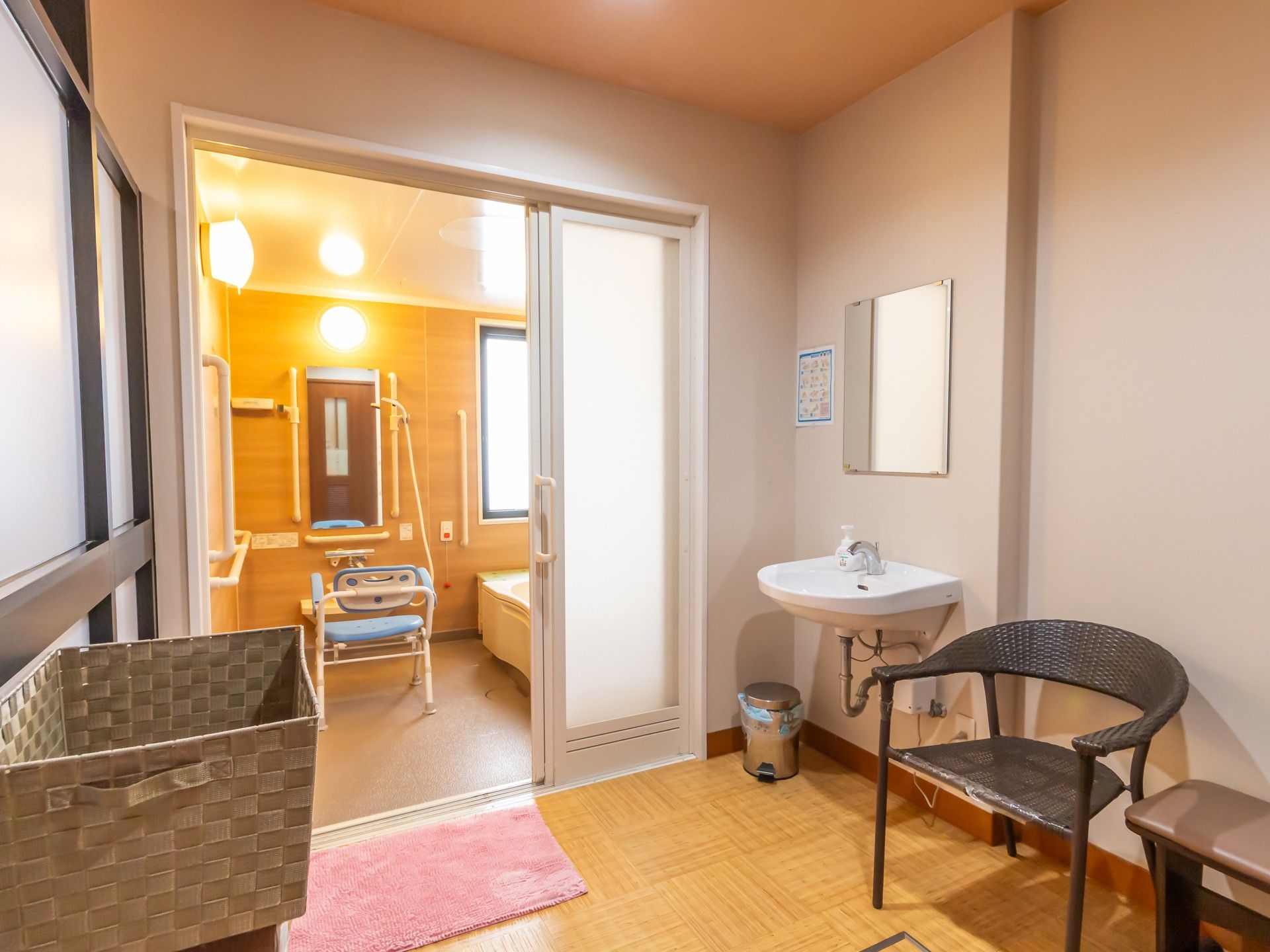 使いやすい浴室と洗面所