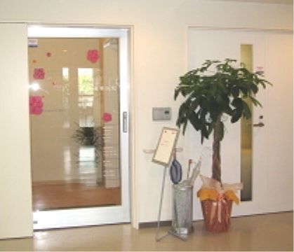 歯科医院もあり、入居者様の定期検診や、ふだんの口腔ケアもなどをお気軽に行っていただける体制をとっている。