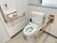 トイレは転倒防止などのため、手すりを設置している。また、具合が悪くなった場合などに対応でるよう、呼び出しブザーもついている。