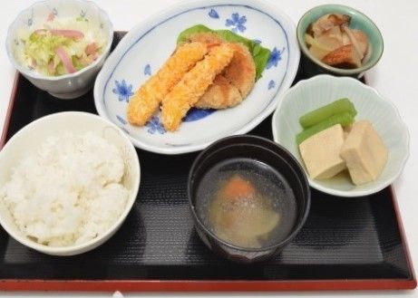 「モルセラ龍ヶ崎」食堂。活気に満ち溢れた食堂です。