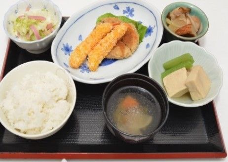 「モルセラ龍ヶ崎」お食事。栄養バランスのとれたお食事を皆さんにご提供させていただきます。