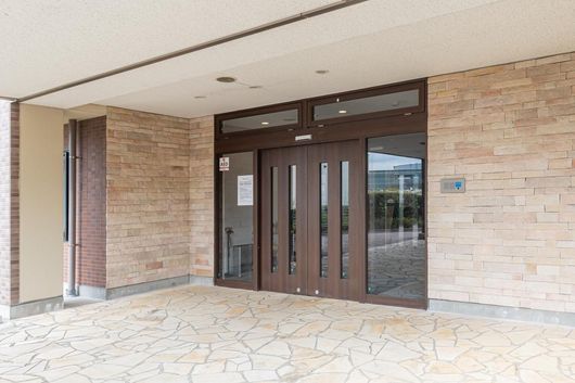 外観エントランス