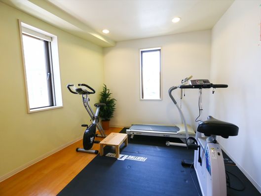 フィットネスマシン