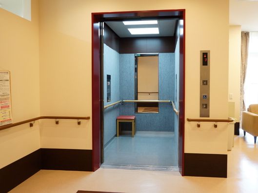 エレベーター