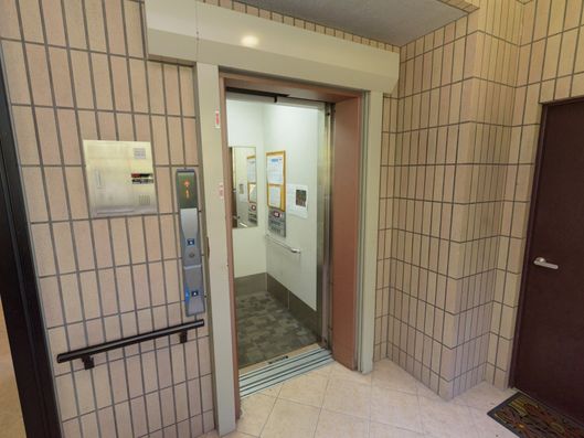 エレベーター