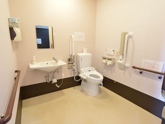 広い洋式トイレ