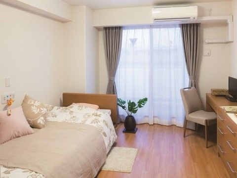 「ニチイホーム 中馬込」の居室。自宅のようにくつろげる個室。