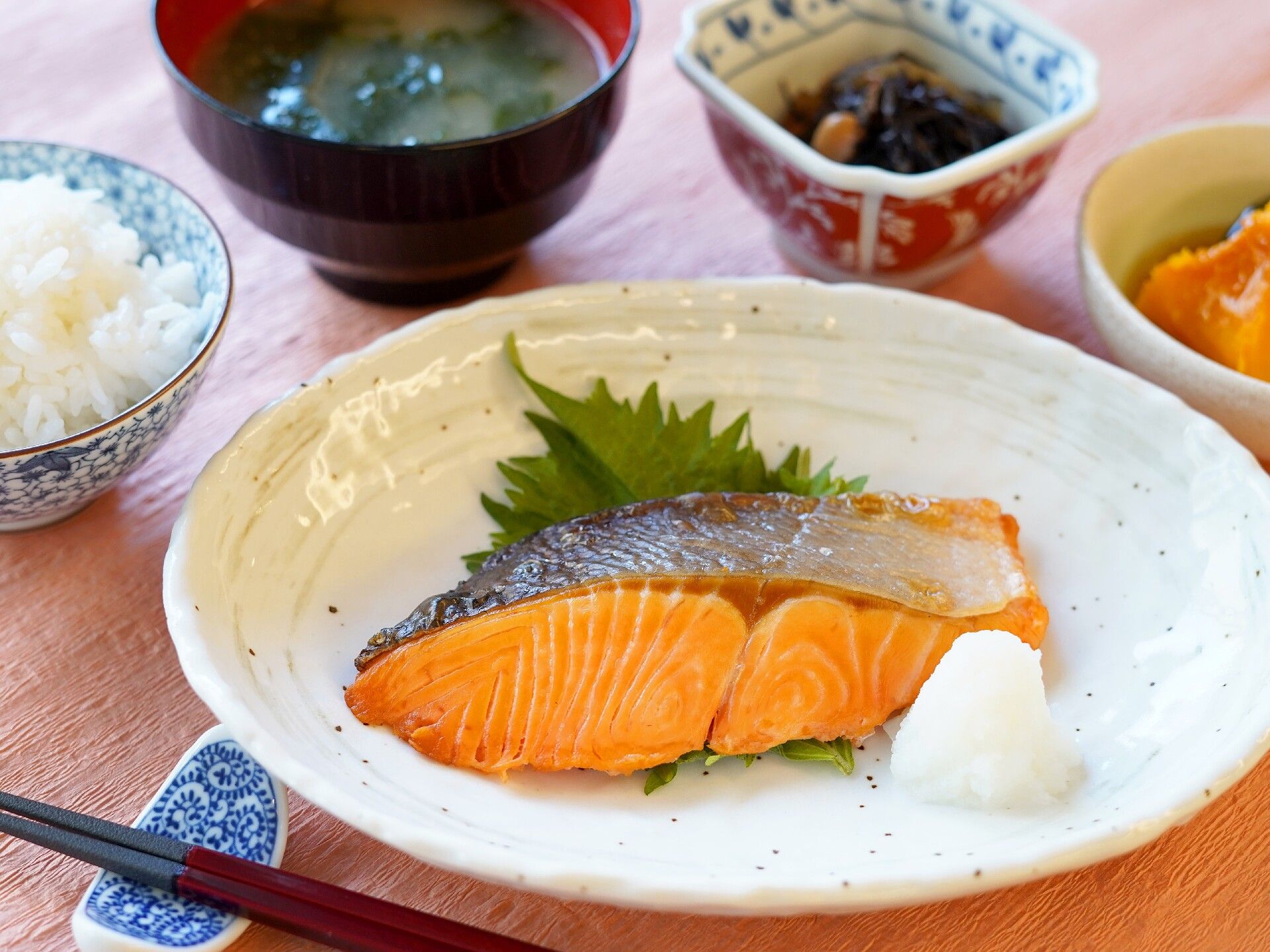 和食の朝食セット