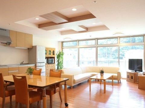 グランメゾン迎賓館京都鳴滝のリビングダイニング