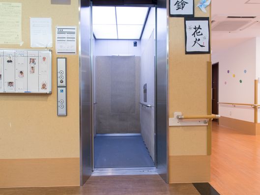 エレベーターホール