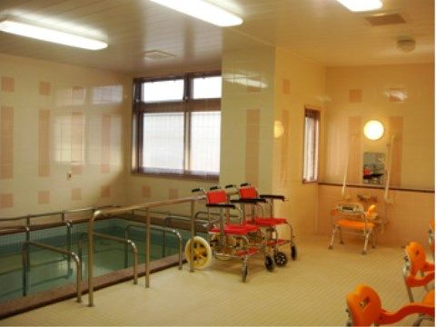 ベストライフ町田Ⅱの一般浴室。スペースが広いので、気兼ねなく自分のペースでご入浴いただけます。