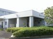 ベストライフ希望が丘の外観。美術館のような大きなエントランスの作りは出入りするたびに気持ちが穏やかになります。