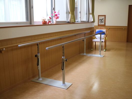 歩行訓練用器具