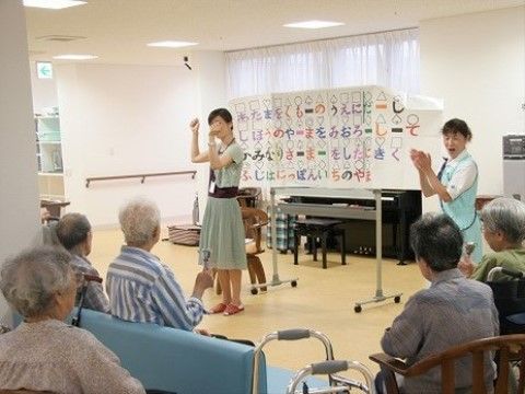 ベストライフ越谷の音楽療法。日常をより快適に・健康にお過ごし頂ける環境を揃えております。