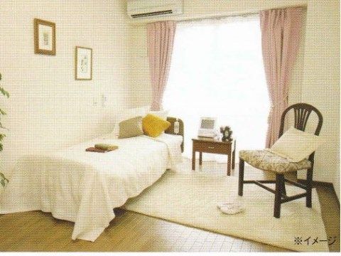 「ラ・ヴィ南浦和Ⅱ」の居室。全ての居室に、日差しが入りやすい間取りにしており、日中は居心地が良い。