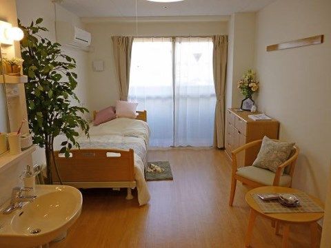 ベストライフ名古屋大高の居室。毎日を不自由なくお過ごしいただけるような環境を整えている居室となっております。