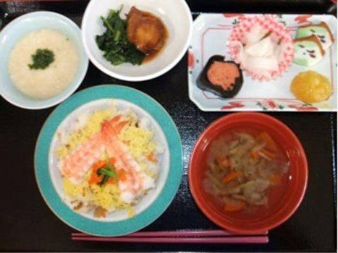 ベストライフ金沢の食事。毎日栄養バランスの整った美味しいお食事をご提供いたしております。
