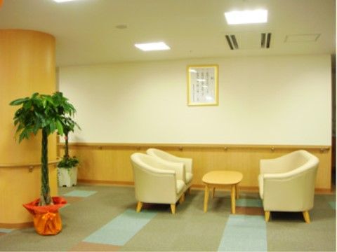 「ベストライフ布施」のエントランスロビー