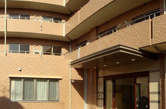 「ベストライフ布施」の外観