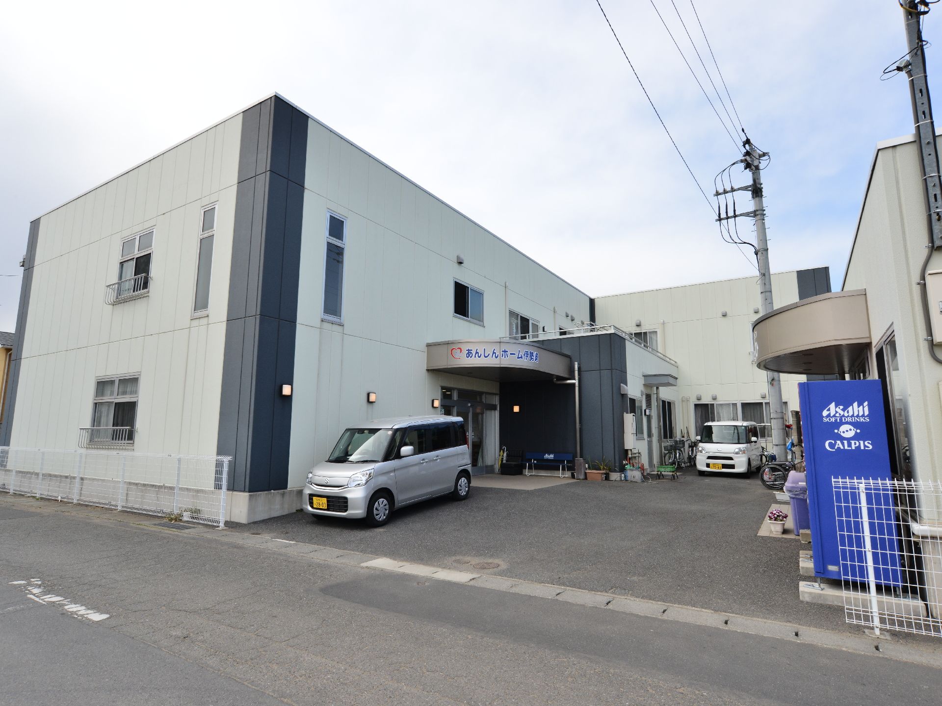 全て一人部屋で27室と、規模は大きくない。家庭的でフレンドリーなケアを心がけ、満ち足りた毎日を送っていただいている。