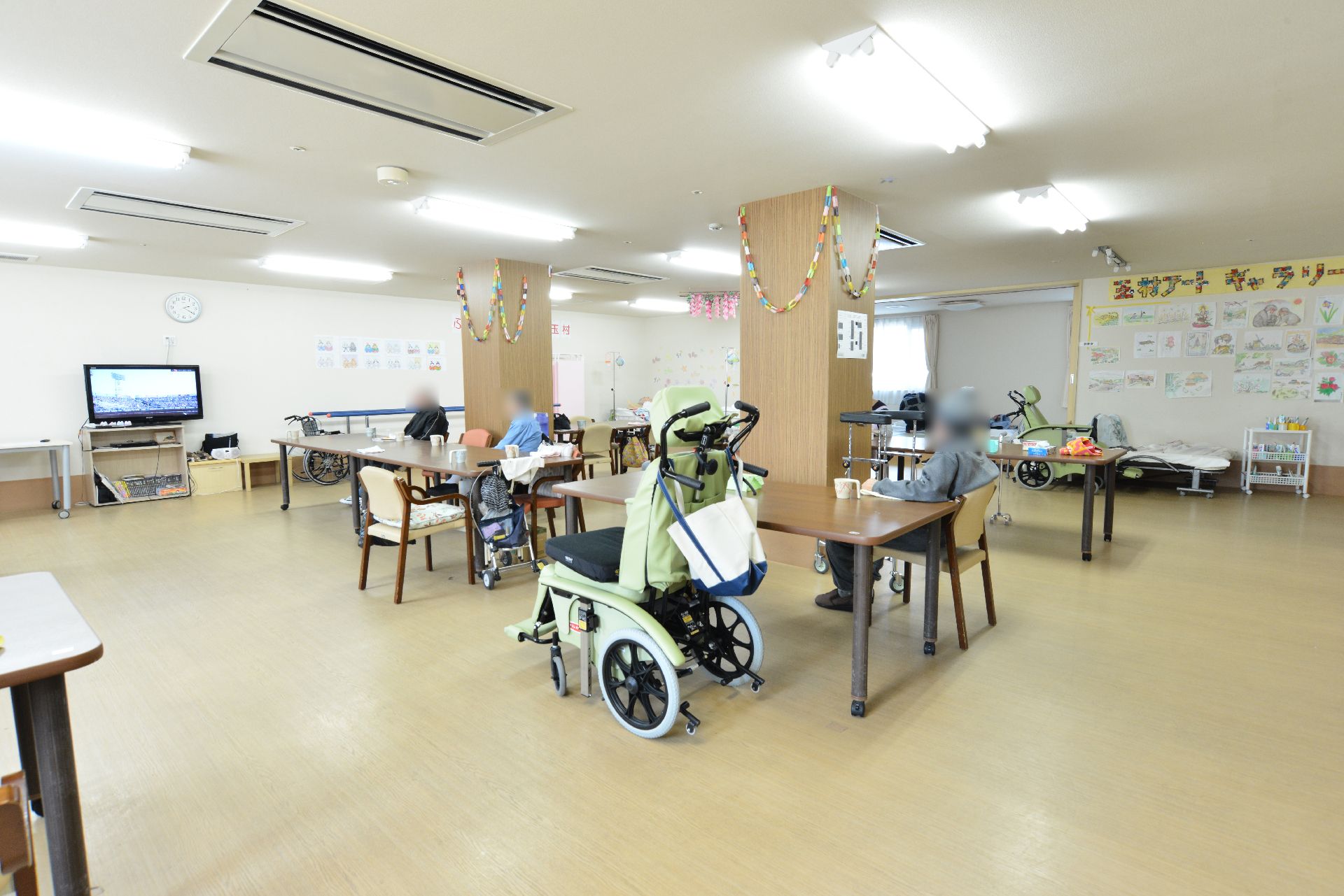 健康面でお食事に気を配り、運動不足の解消に、イベントやレクリエーションをしている。