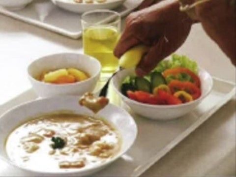 「ふるさとホーム高崎箕郷町」のお食事。体調を考えた、介護食や医療食も用意できる。