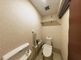 バリアフリー設計のトイレ空間