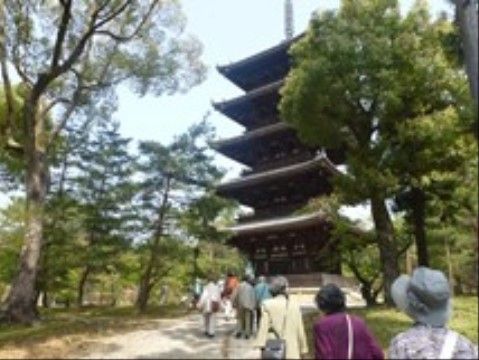 「アクティブライフ箕面」のバスツアー。遠方への外出活動を行っている。