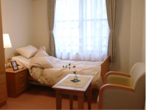 アクティブライフ芦屋の居室。他人を気にしない自分だけの有意義な時間をお楽しみください。