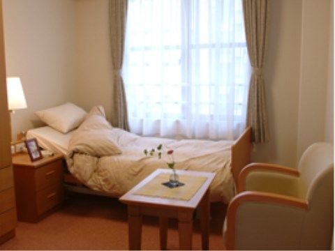 アクティブライフ芦屋の居室。毎日を自分らしくお過ごしいただける環境を揃えております。