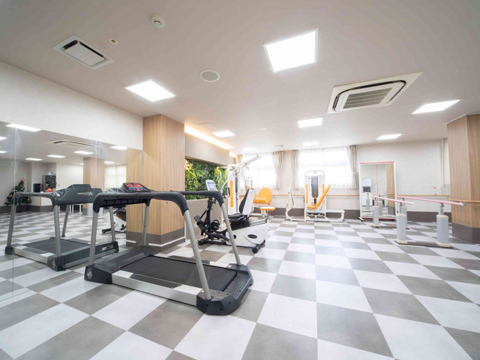 明るいトレーニングルーム