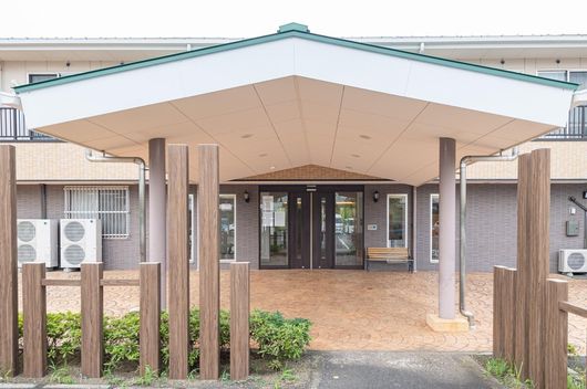 外観エントランス