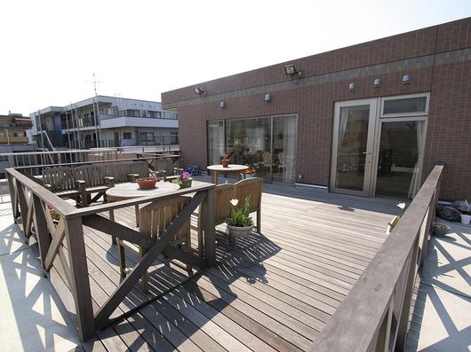 ルーフバルコニー