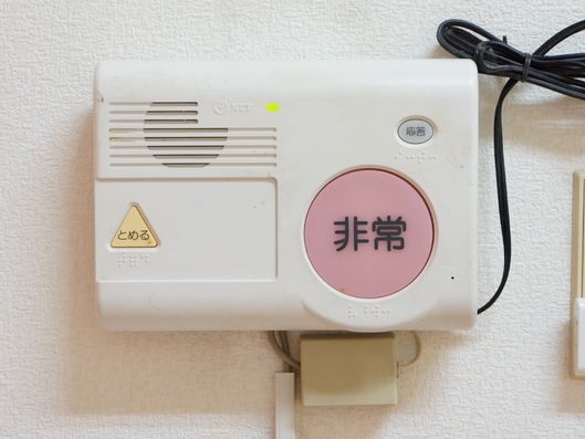 非常ボタン