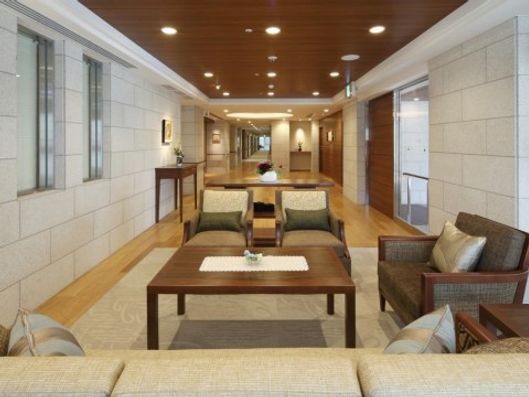 1F エントランスラウンジ