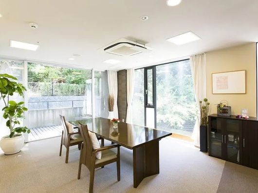 2F ティースペース