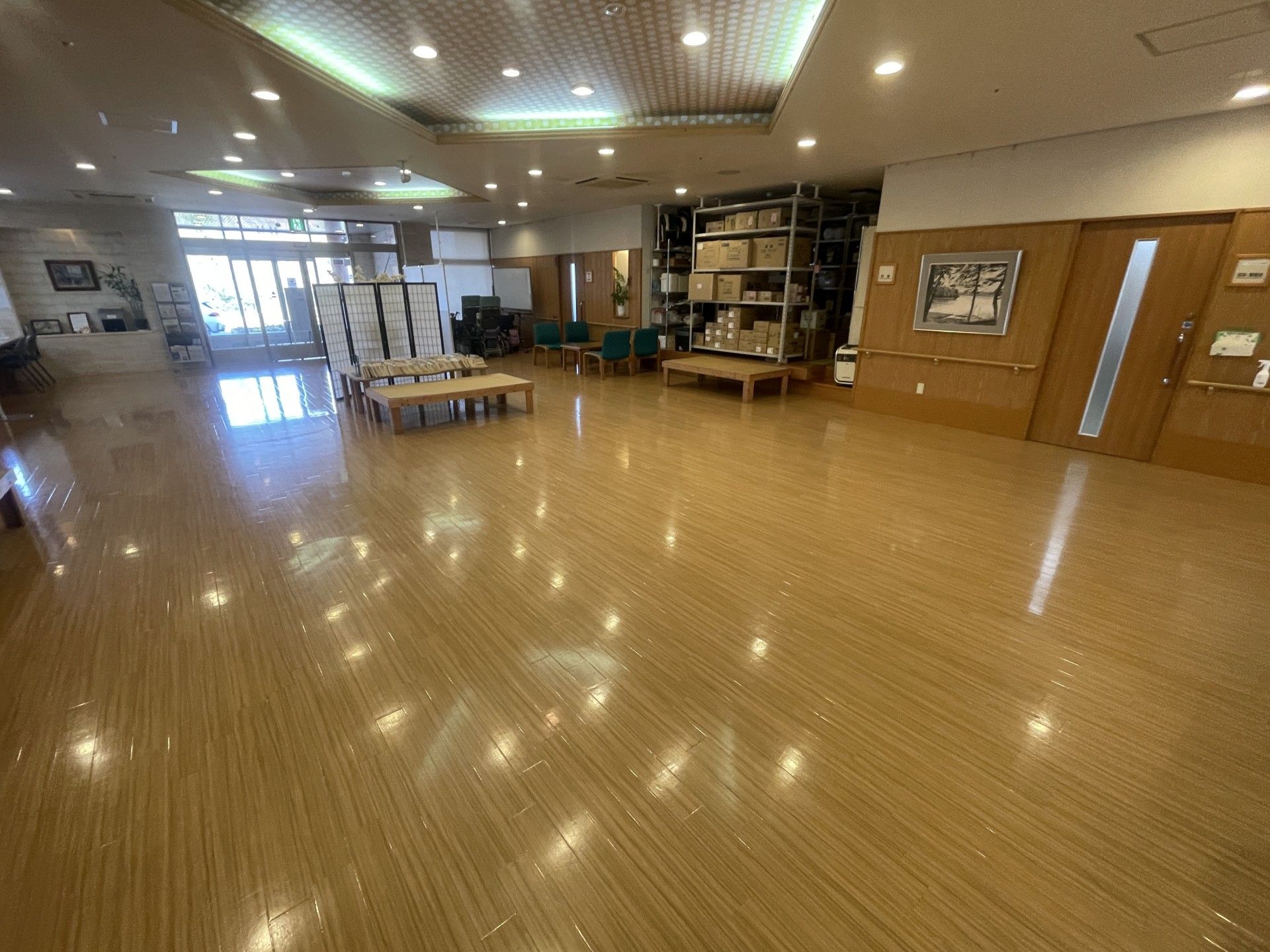 広いフロアの様子