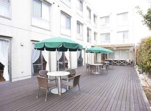 1F ウッドデッキテラス