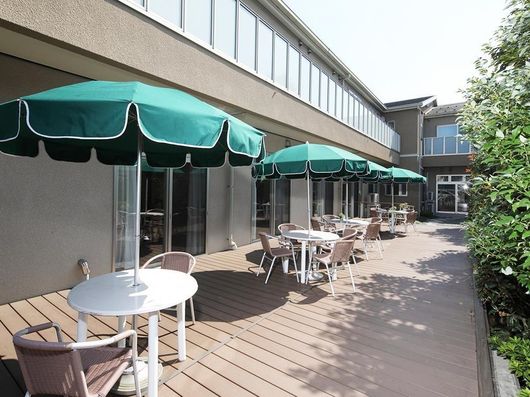 1F ウッドデッキテラス