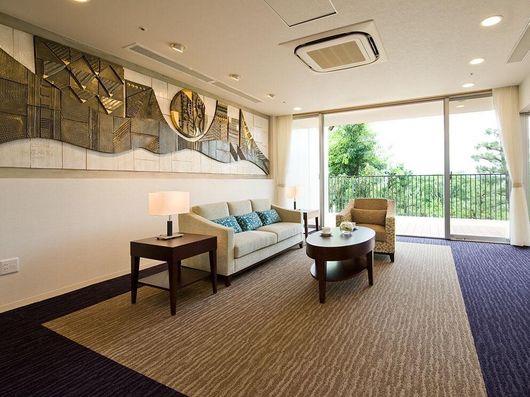 エントランスラウンジ