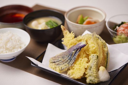 通常食一例(和食)