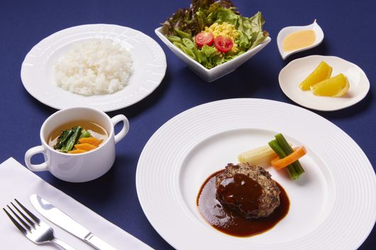 通常食一例(洋食)