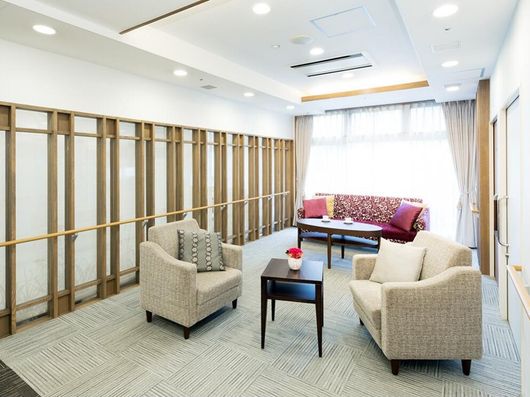 1F エントランスラウンジ