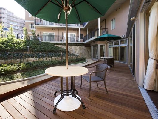 1F ウッドデッキ