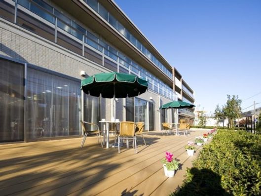 1F ウッドデッキ