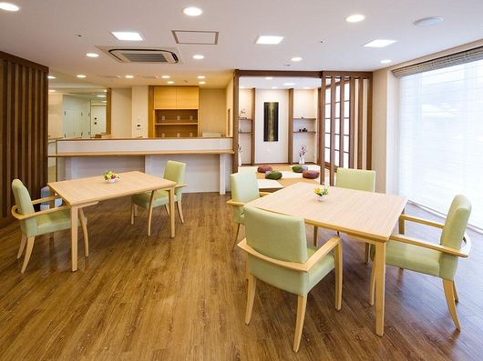 2F サブダイニング