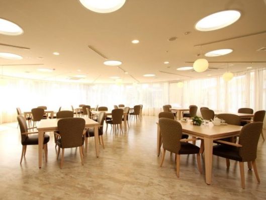 1F ダイニングルーム兼機能訓練室