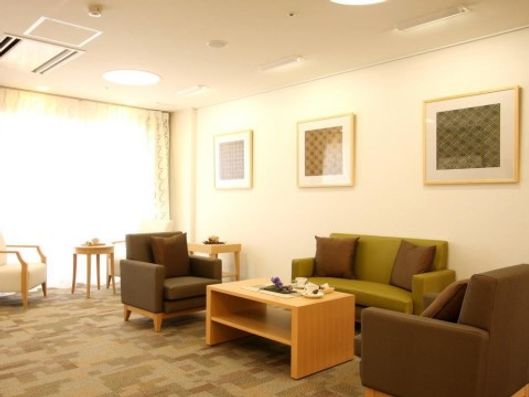 2F ティールーム