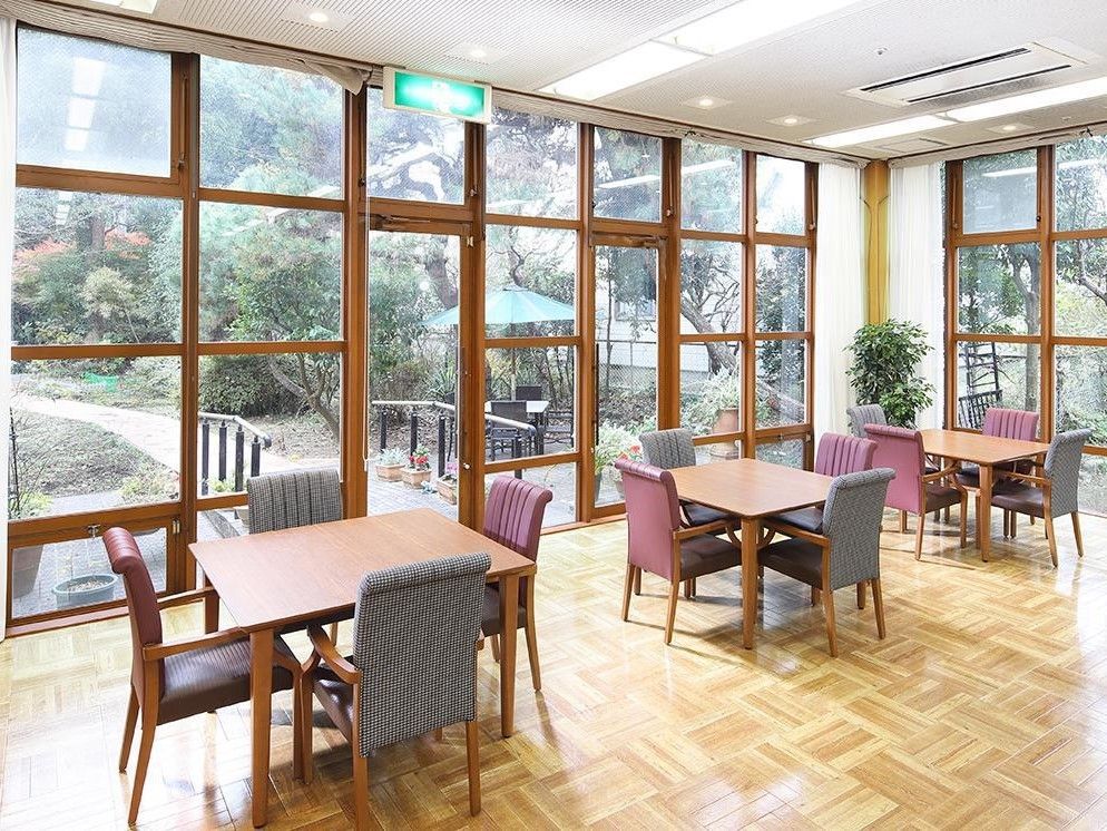 鎌倉山荘の1F ダイニングルーム兼機能訓練室